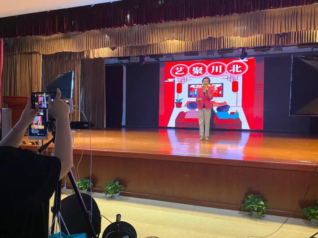 滑稽演員劉敏,滑稽演員劉敏，在笑聲與自然美景中的心靈之旅