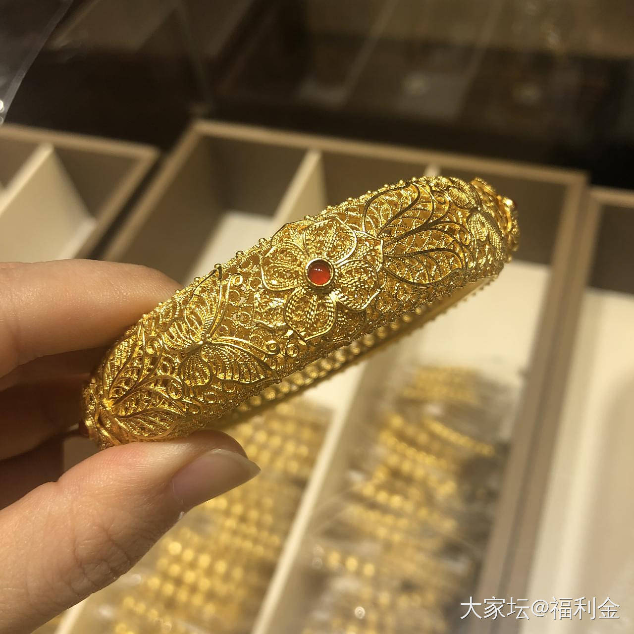 金子最新款閃耀時(shí)代風(fēng)采